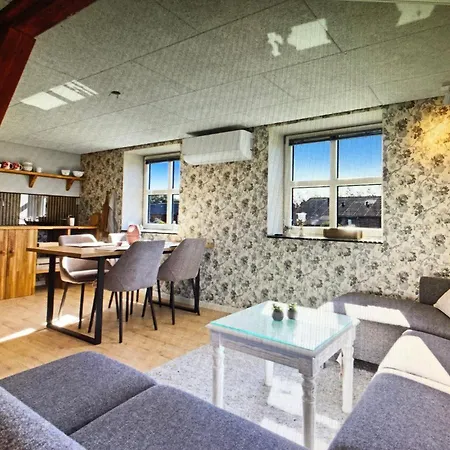 Chateau De Sus 아파트